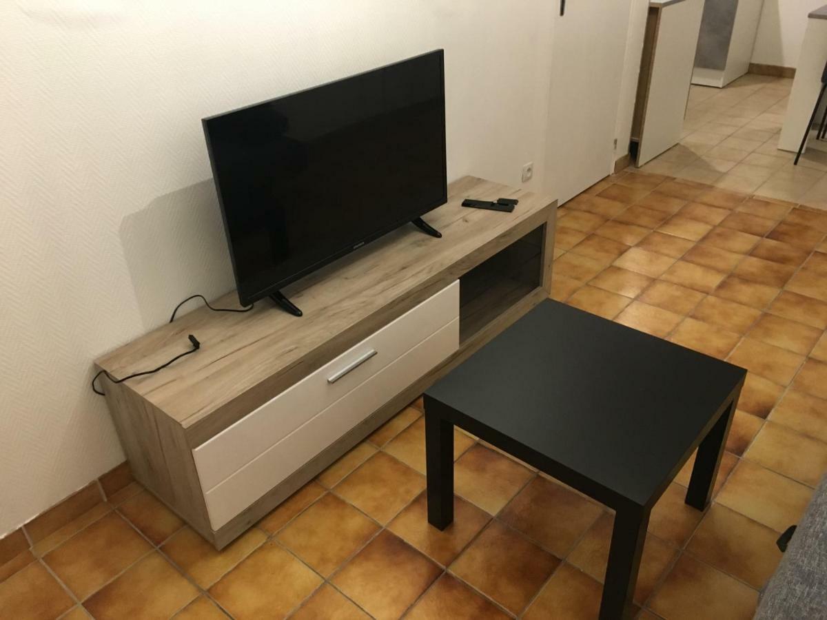 Charmant T2 Rdc Dans Residence Avec Parc Arbore Saint-Pierre-le-Moûtier Eksteriør billede