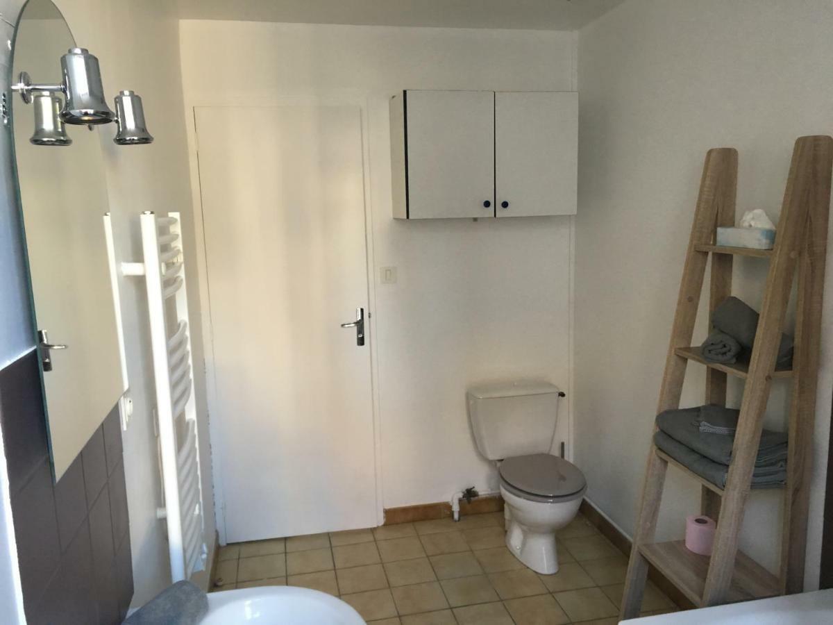 Charmant T2 Rdc Dans Residence Avec Parc Arbore Saint-Pierre-le-Moûtier Eksteriør billede